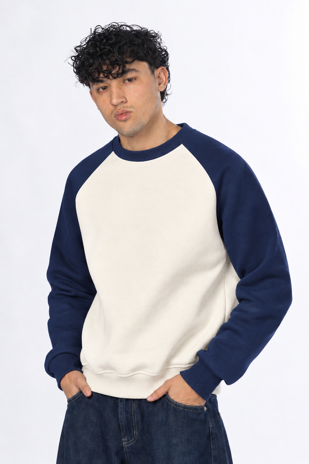 Boxy Fit Raglan Crewneck - Navy / Cream