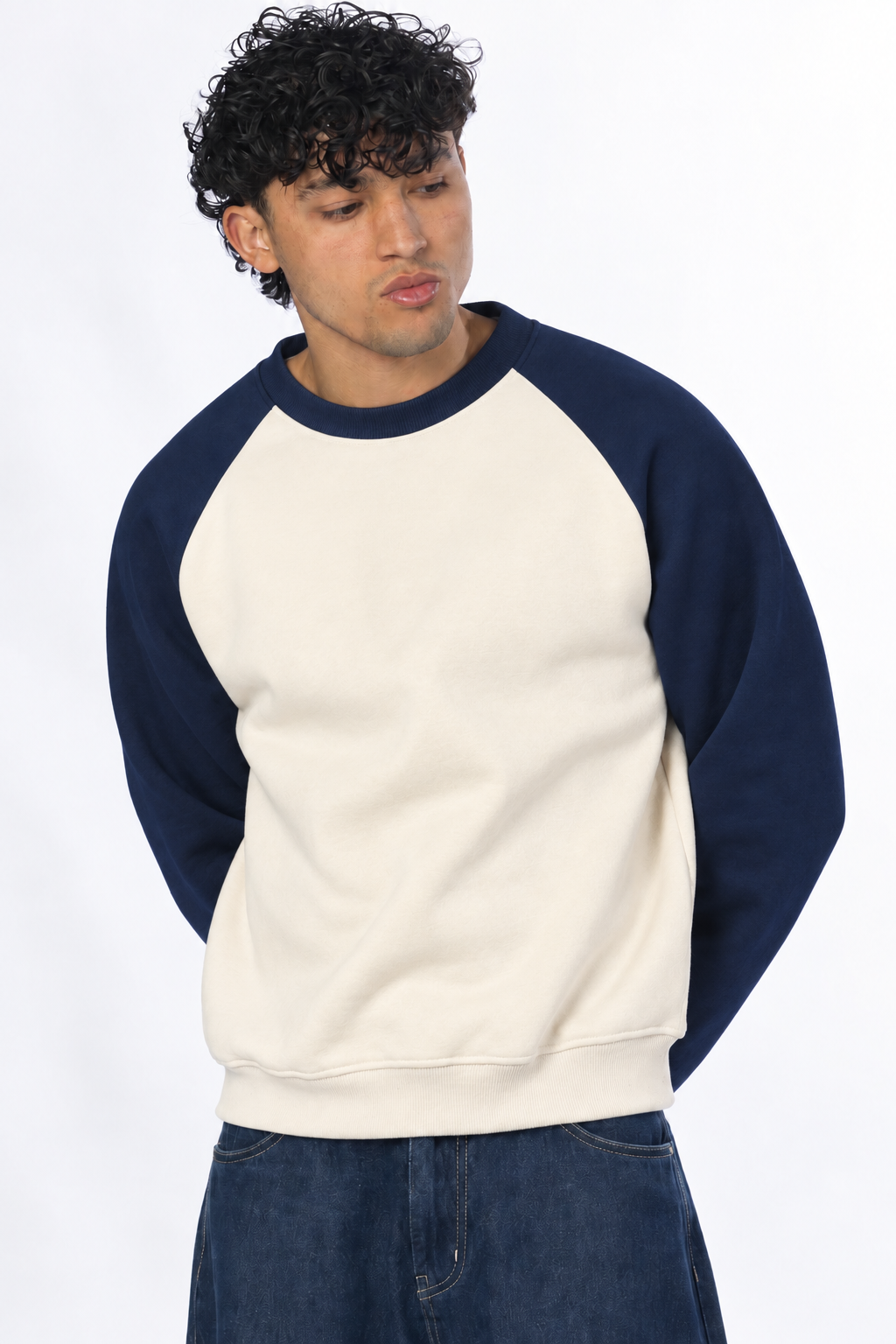 Boxy Fit Raglan Crewneck - Navy / Cream