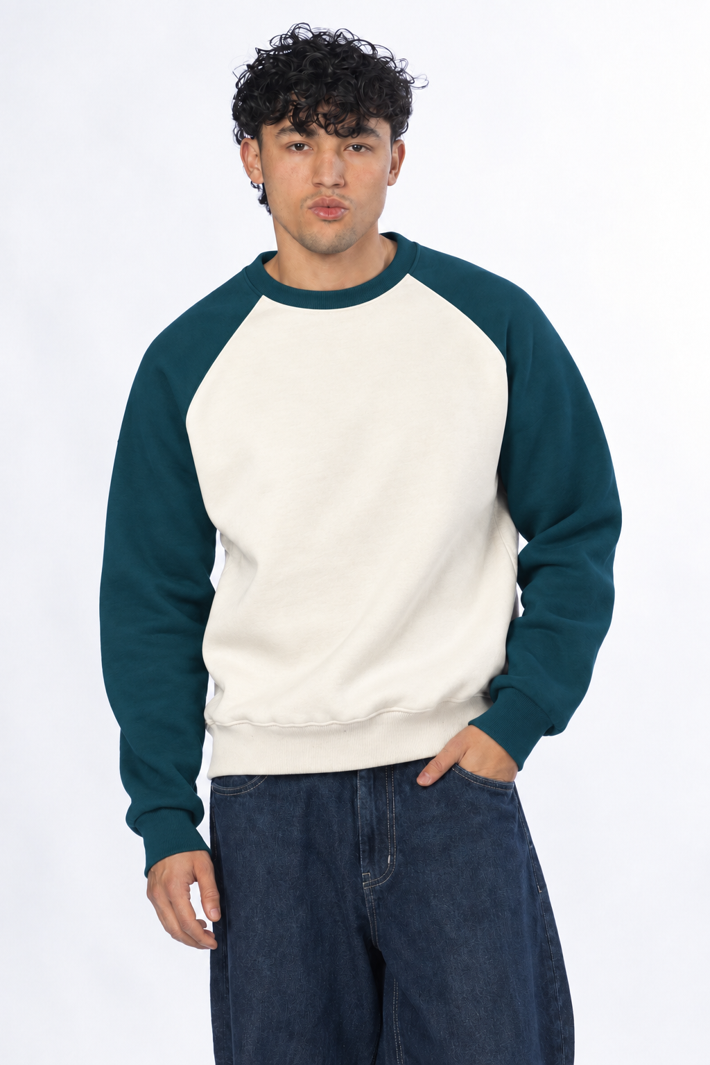 Boxy Fit Raglan Crewneck - Petrol / Cream