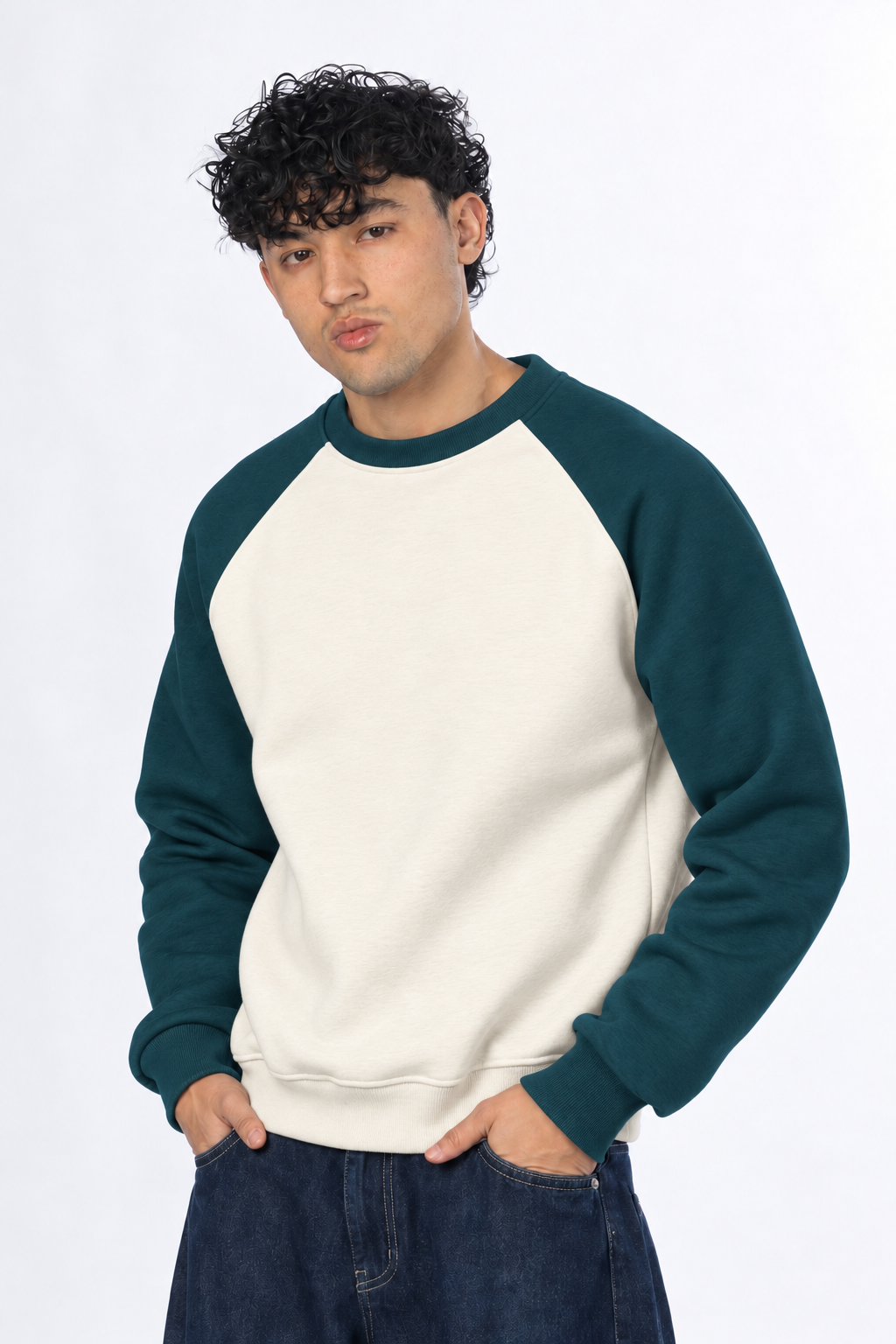 Boxy Fit Raglan Crewneck - Petrol / Cream