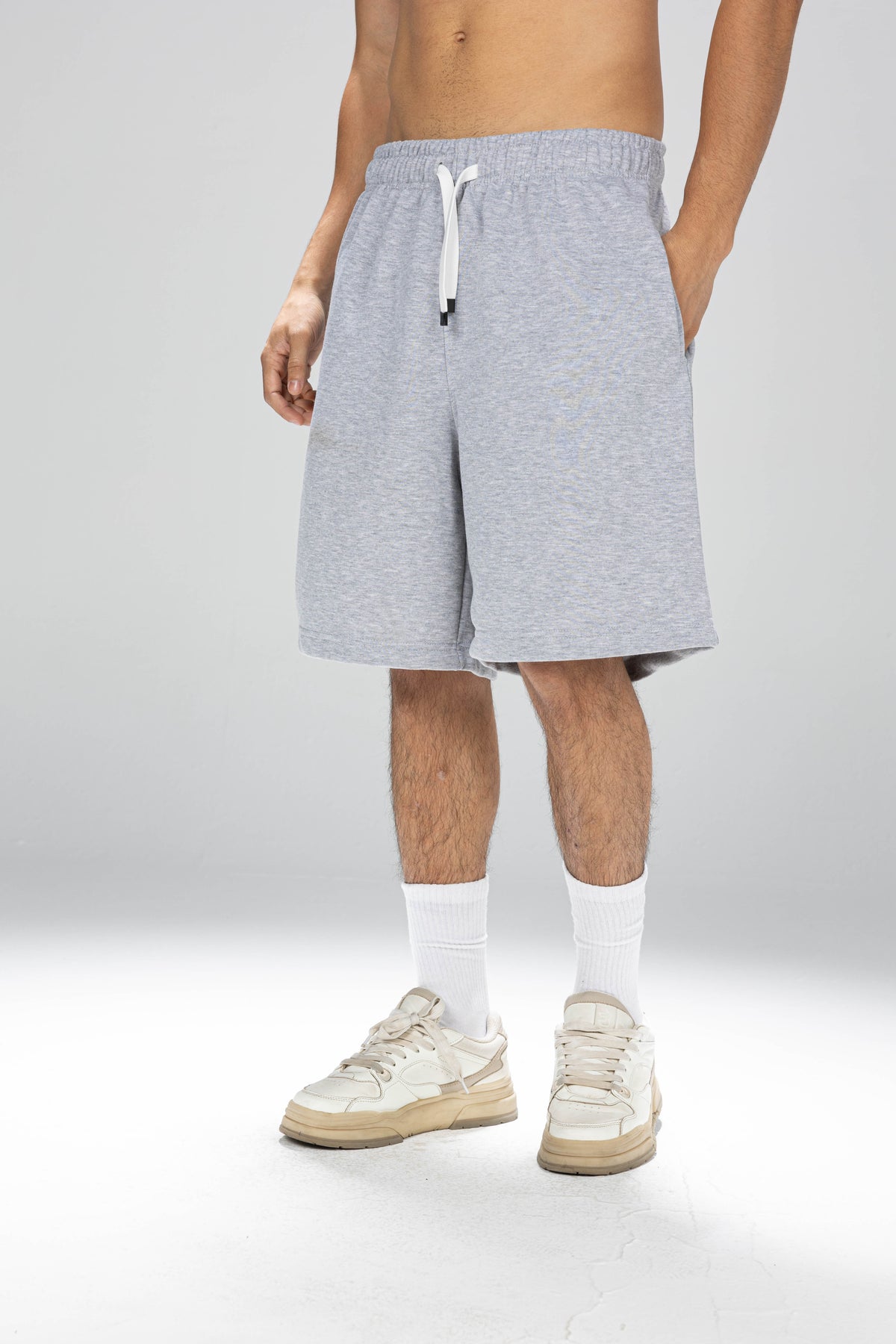 Essentials Shorts - Ash gery