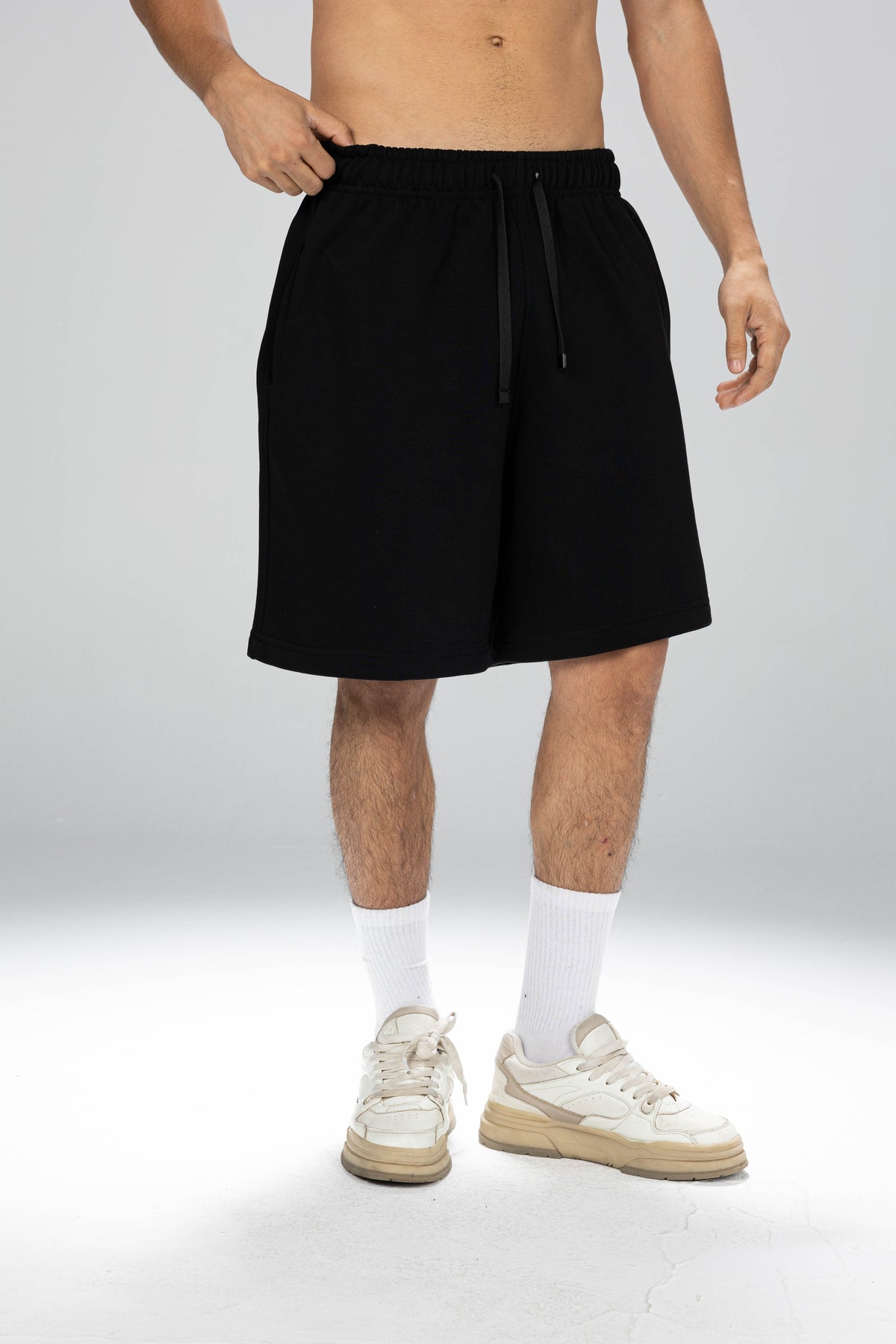Essentials Shorts - BLACK