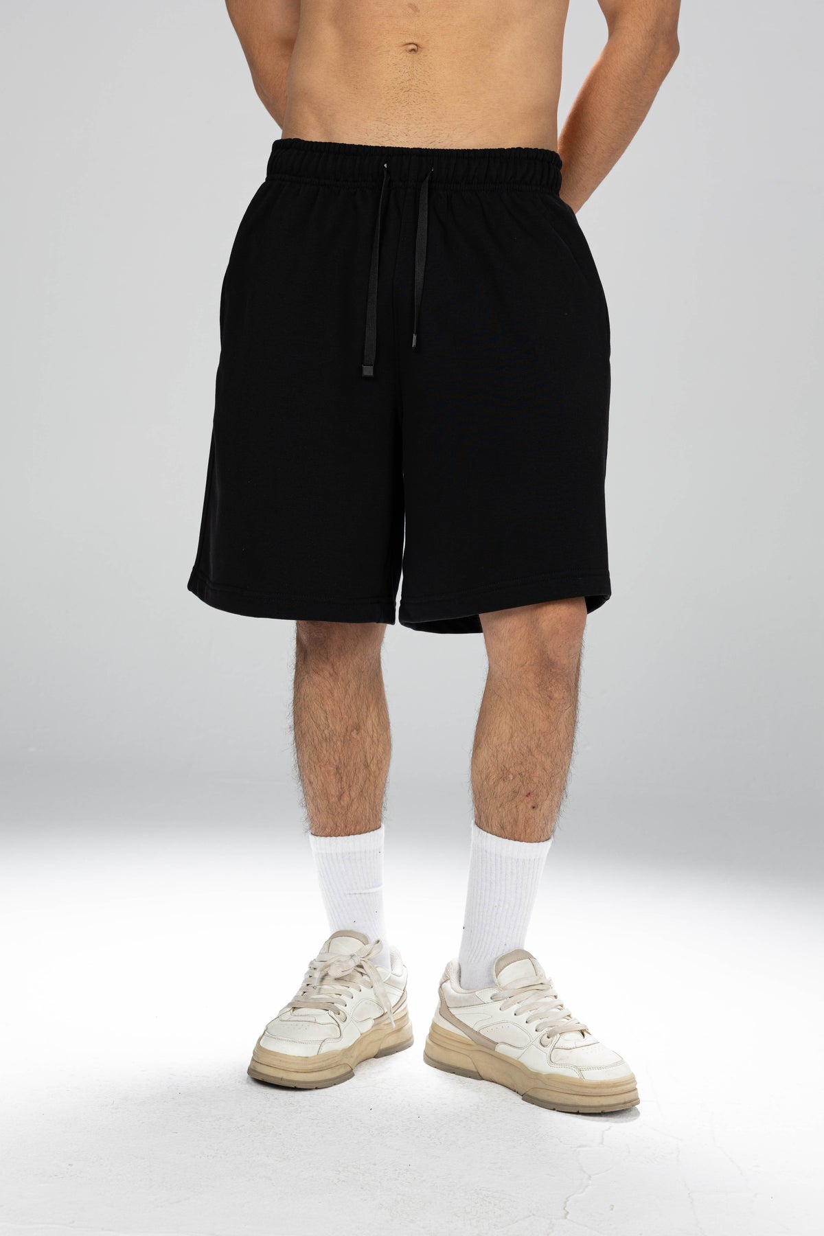 Essentials Shorts - BLACK