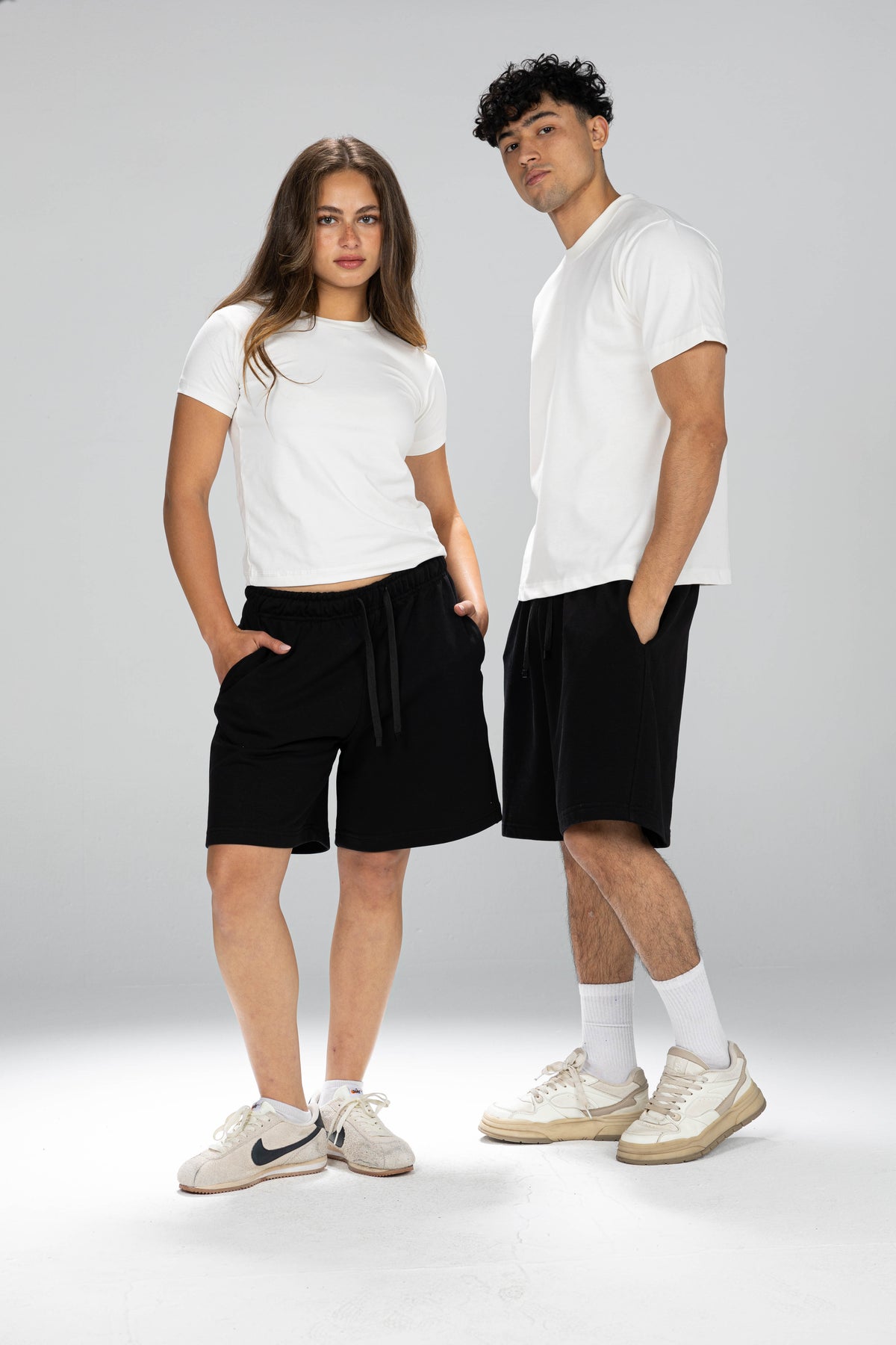 Essentials Shorts - BLACK