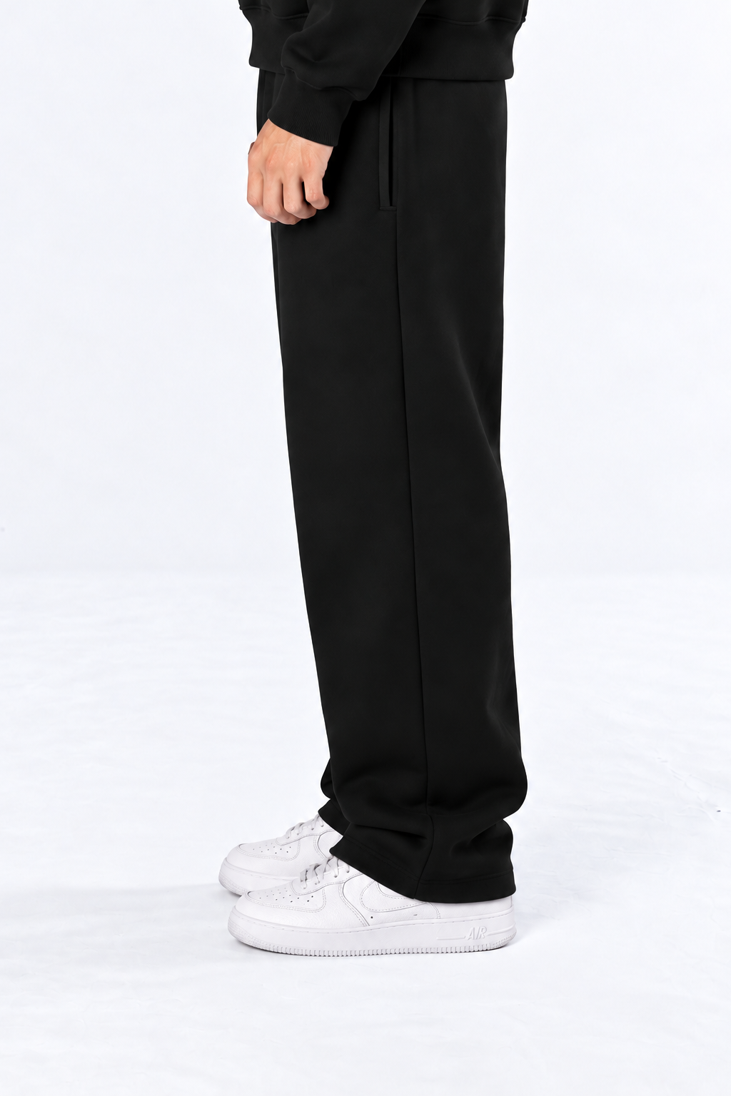 Straight Fit Sweatpants black - side